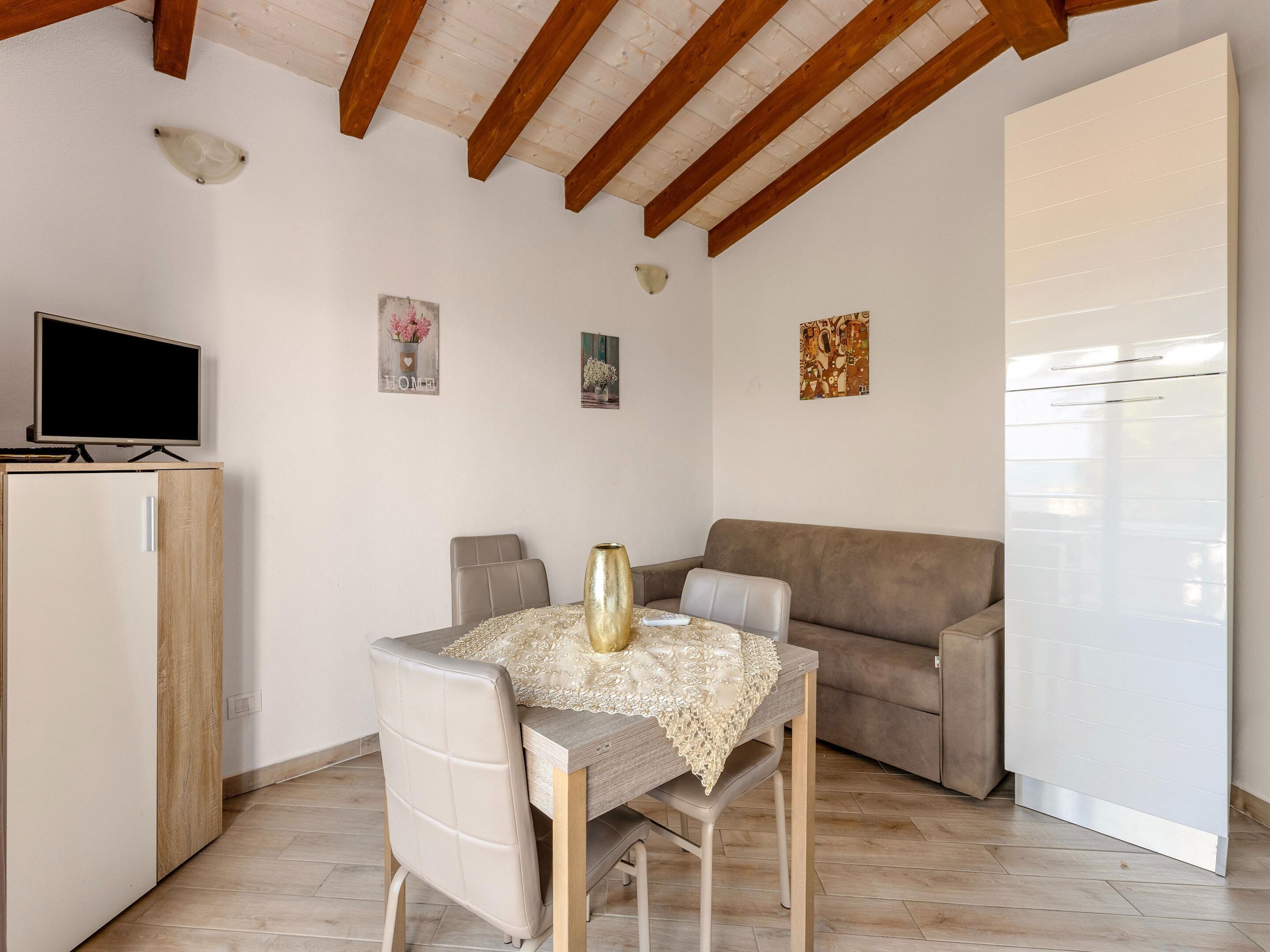 Apartment | Living room