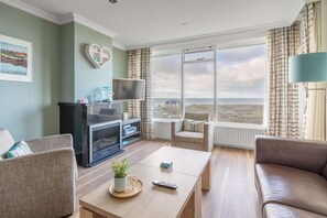Apartment | Living room - 4 Person Apartment With sea View (De Koog)