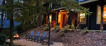 Cute'n Chic 2B/1B Lower Level downtown Clayton GA