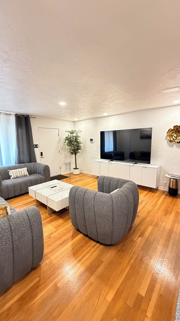 تلفزيون ذكي