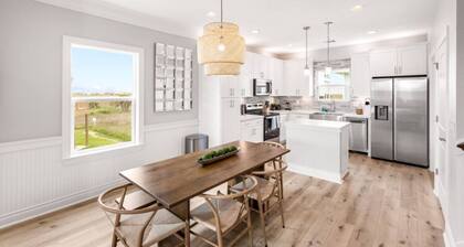 Family Friendly 3-Bedroom Coastal Escape