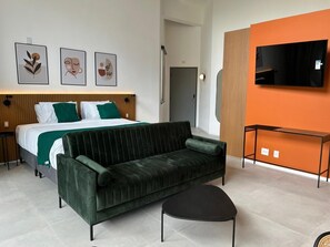 Deluxe Double Room | In-room safe, desk, laptop workspace, soundproofing - Residence X (São Paulo)
