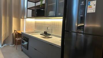 Deluxe Double Room | Private kitchen