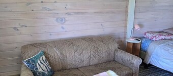 Suite 9 - Rustic, budget minded queen studio near Cabot Beach Provincial Park