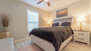 3 bedrooms, WiFi, bed sheets