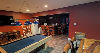 Queen Suite w/ Jetted Tub, Private Bath & Shared Theater and Gym