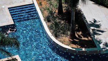 Indoor pool, seasonal outdoor pool, sun loungers