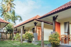 Unclassified image, 4 of 12, button - Semaya One Beach Hotel (Bali)