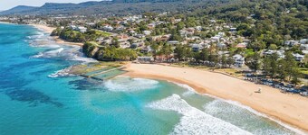 Forest Trails Escape Bushland Serenity near Beach