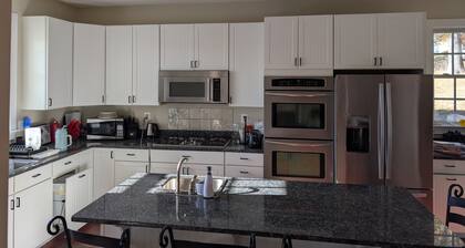 Hilltop Hideaway Retreat — Theater • Game Lounge • Gym • Sauna • Spa Baths