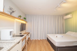 Hochwertige Bettwaren, Pillowtop-Betten, Minibar, schallisolierte Zimmer