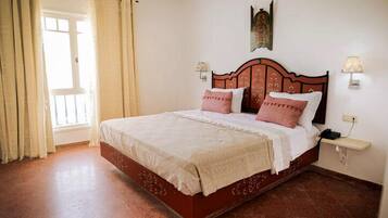 Double or Twin Room | In-room safe, free WiFi