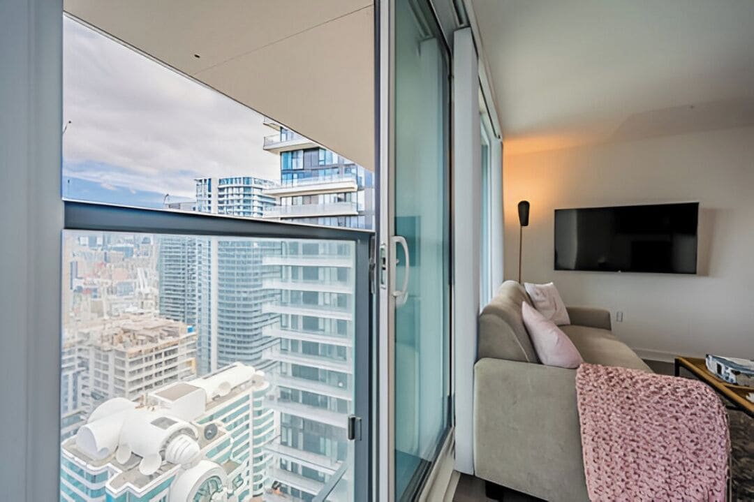 Club appartement | Woonruimte | Smart-tv, Netflix en streamingdiensten