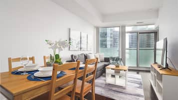 Comfort Condo | In-room dining