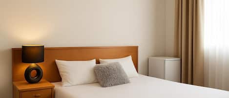 Classic Double or Twin Room, City View | Hypo-allergenic bedding, desk, laptop workspace, free WiFi