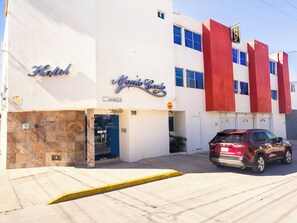 Bagian depan properti