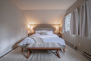 2 bedrooms, iron/ironing board, WiFi, bed sheets - Peaceful 2BR Macungie Twilight Haven, near Bear Creek, King & Queen Beds (Macungie)