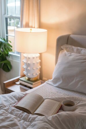 1 bedroom, iron/ironing board, free WiFi, bed sheets - Wilmington Luxury Spa Retreat- Prime Location (Wilmington)