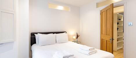 Fer et planche à repasser, accès Internet