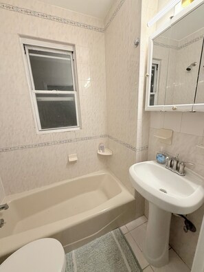 風筒、提供毛巾、番梘、廁紙