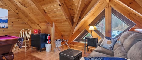 Smart-TV, peis og stereoanlegg