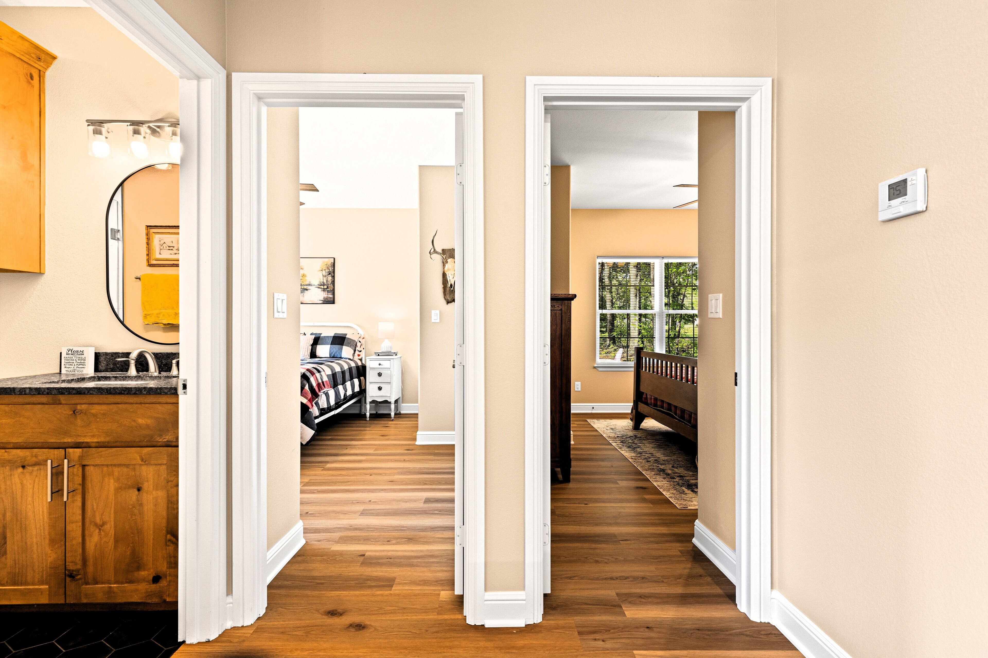 2 bedrooms, iron/ironing board, free WiFi, bed sheets