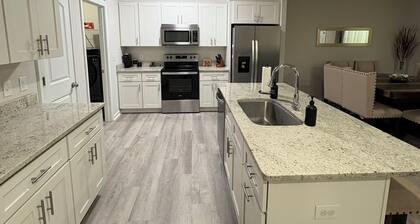 Mi casa es Su Casa in Greensboro