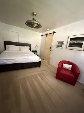 Bügeleisen/Bügelbrett, WLAN, Bettwäsche