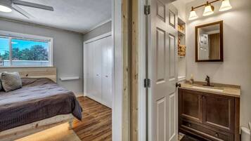 1 bedroom, desk, iron/ironing board, travel cot