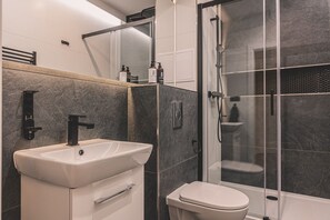 Haartrockner, Handtücher