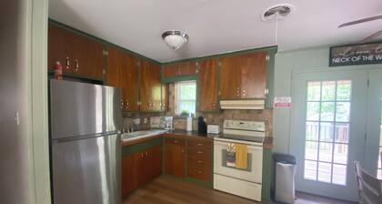 Rustic Lodge Cottage