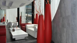 Lobby - Apolo Suites Rentalmar (Salou)
