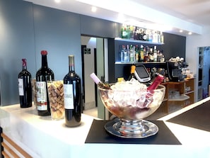 Bar (on property) - Sitges (Sitges)