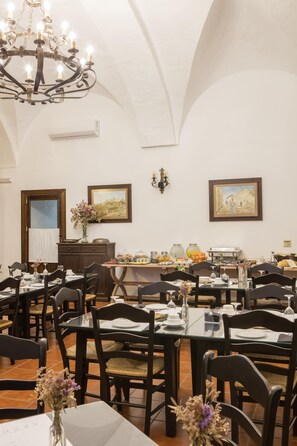 Bar (on property) - Convento de San Francisco (Vejer de la Frontera)