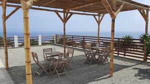 Outdoor dining - BEACH HOUSE IN CONDOMINIUM (Lima)