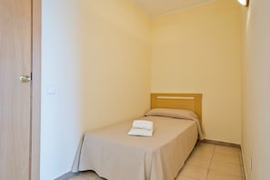 Room - Apartamentos Cataluña 92 (Salou)