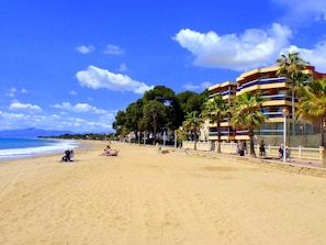 Beach - Rentalmar Sol de España (Cambrils)