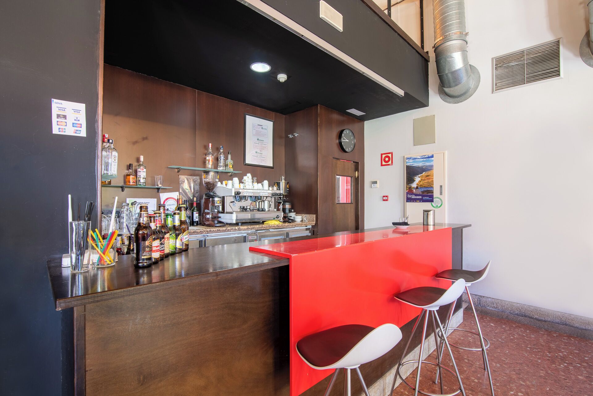 Bar (in der Unterkunft)