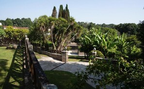 Pemandangan dari hartanah