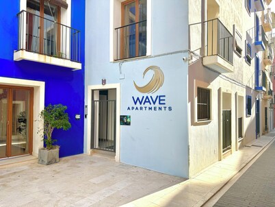 Wave Apartments