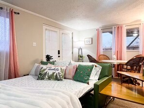 1 chambre, fer et planche à repasser, Wi-Fi, draps fournis
