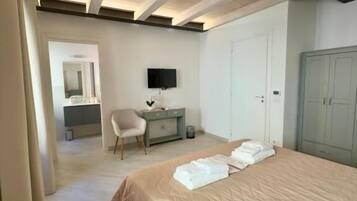 Rom – deluxe, 1 soverom | Wi-fi (inkludert)