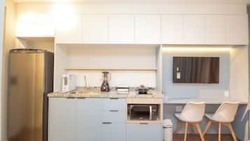 Superior Apartment, Balcony, Garden View | Premium bedding, pillowtop beds, blackout drapes, soundproofing