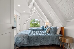 4 Schlafzimmer, Bügeleisen/Bügelbrett, WLAN, Bettwäsche