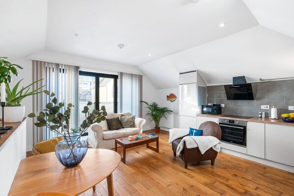 تلفزيون، كُتُب