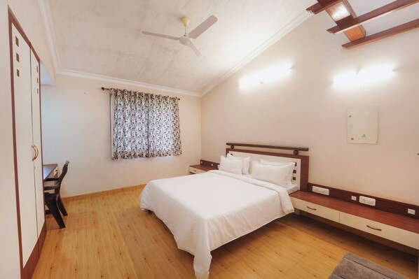 2 bedrooms, free WiFi, bed sheets, wheelchair access