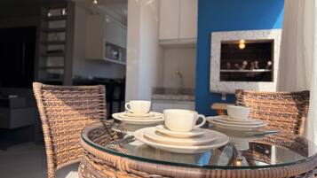 Apartemen Comfort, pemandangan gunung | Area keluarga