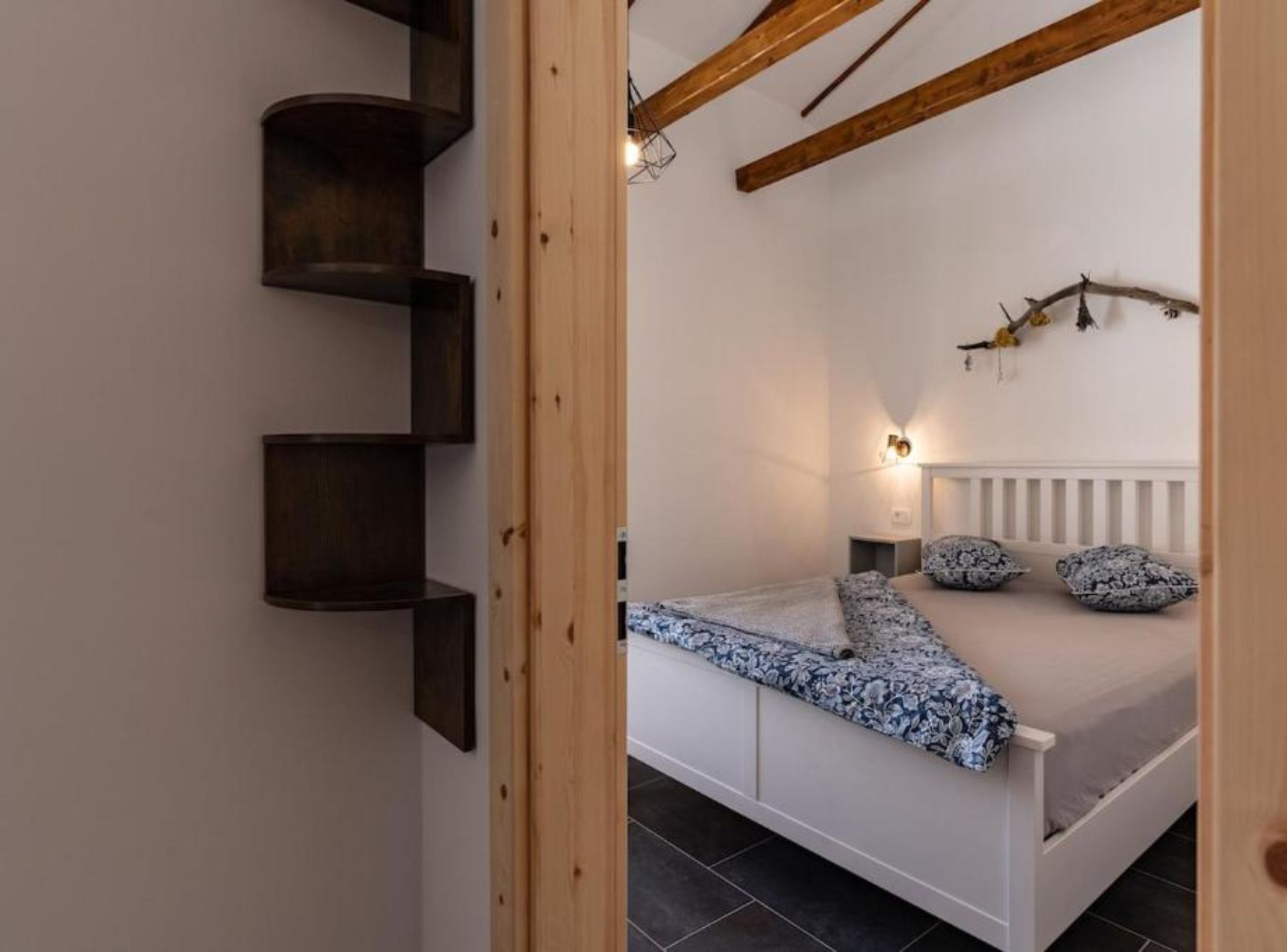 2 عدّة غرف نوم