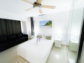 Deluxe Suite, 2 Bedrooms, Patio, Beachside | Egyptian cotton sheets, premium bedding, down duvets, memory-foam beds - BEACH FUN AND LIFE (Punta Cana)