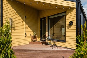 تناول الطعام بالخارج